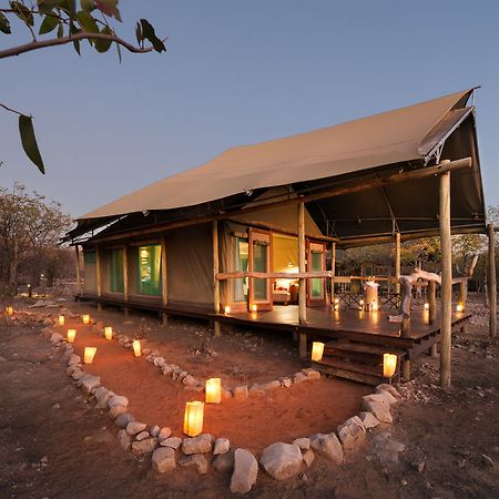 Ongava Tented Camp - All-Inclusive Okaukuejo Bagian luar foto